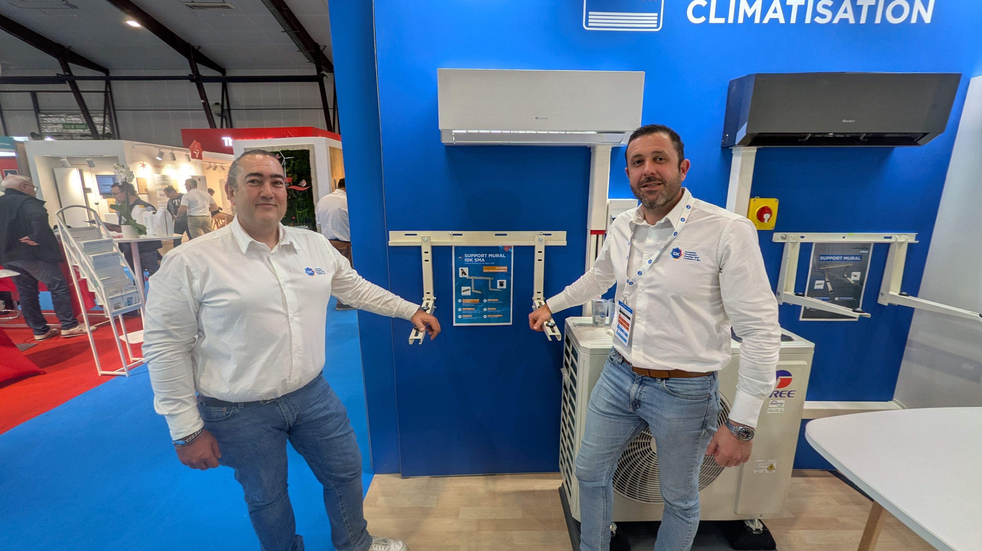 Michael Blanc, directeur commercial et marketing (à gauche), et Maxime Rondepierre, responsable marketing et communication d'IDK.