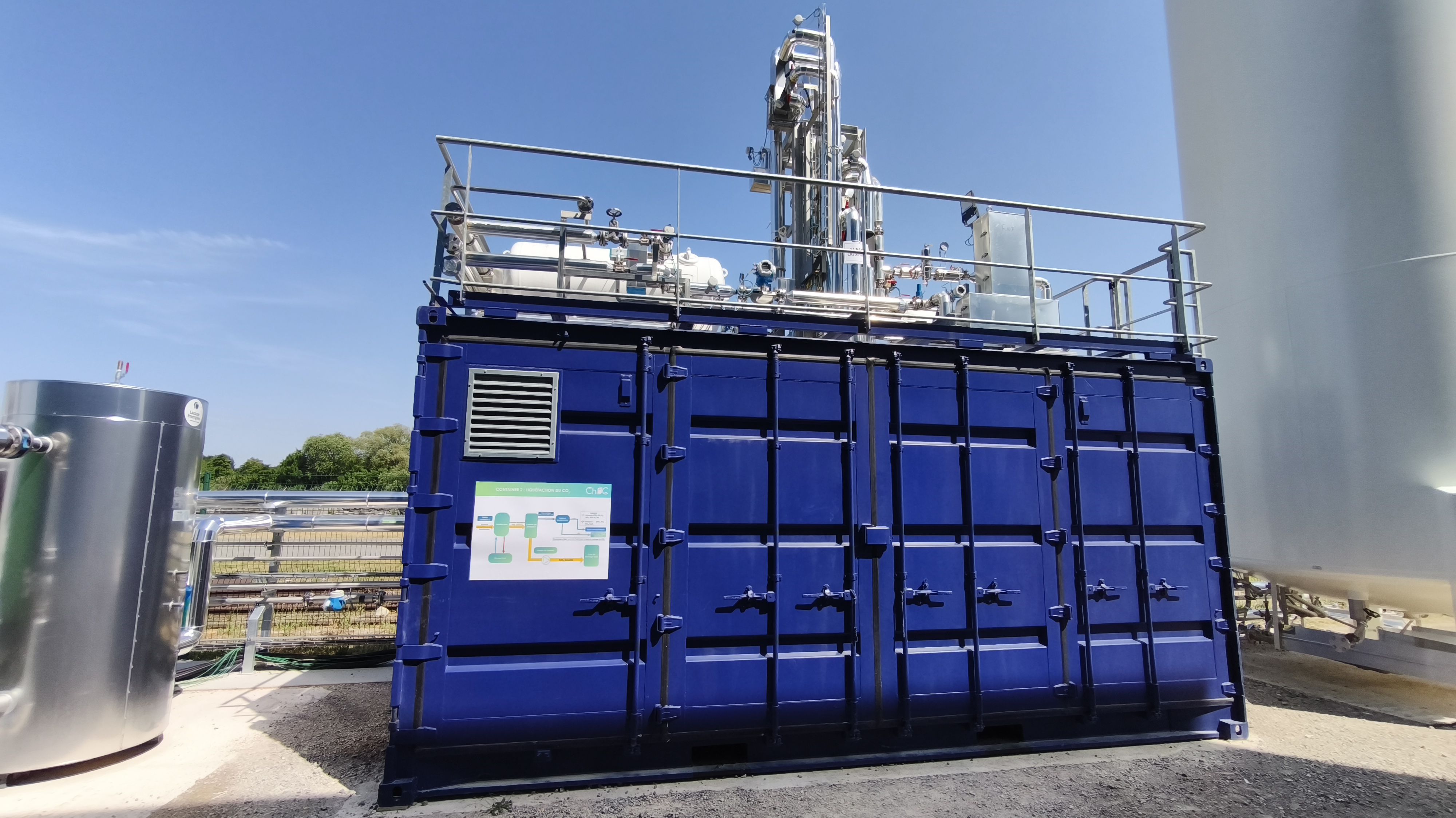 Seize partenaires développent une nouvelle chaudière de forte puissance utilisant l’oxycombustion pour réduire de 90% les émissions directe de CO2 lors de la production de vapeur.