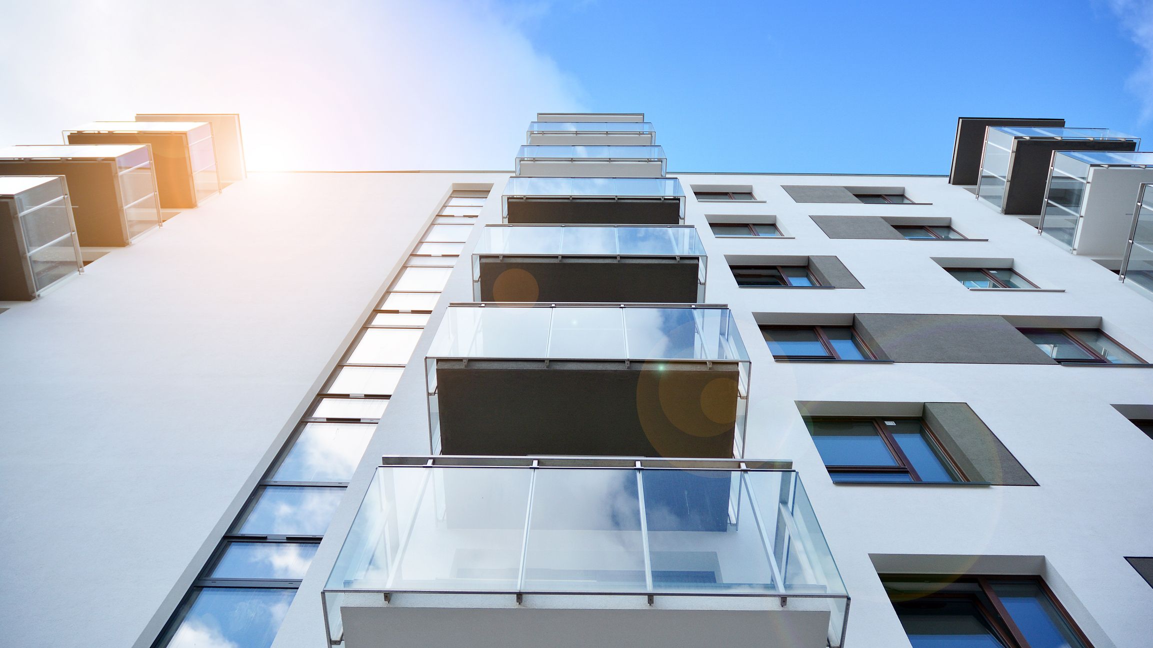 Des logements collectifs.