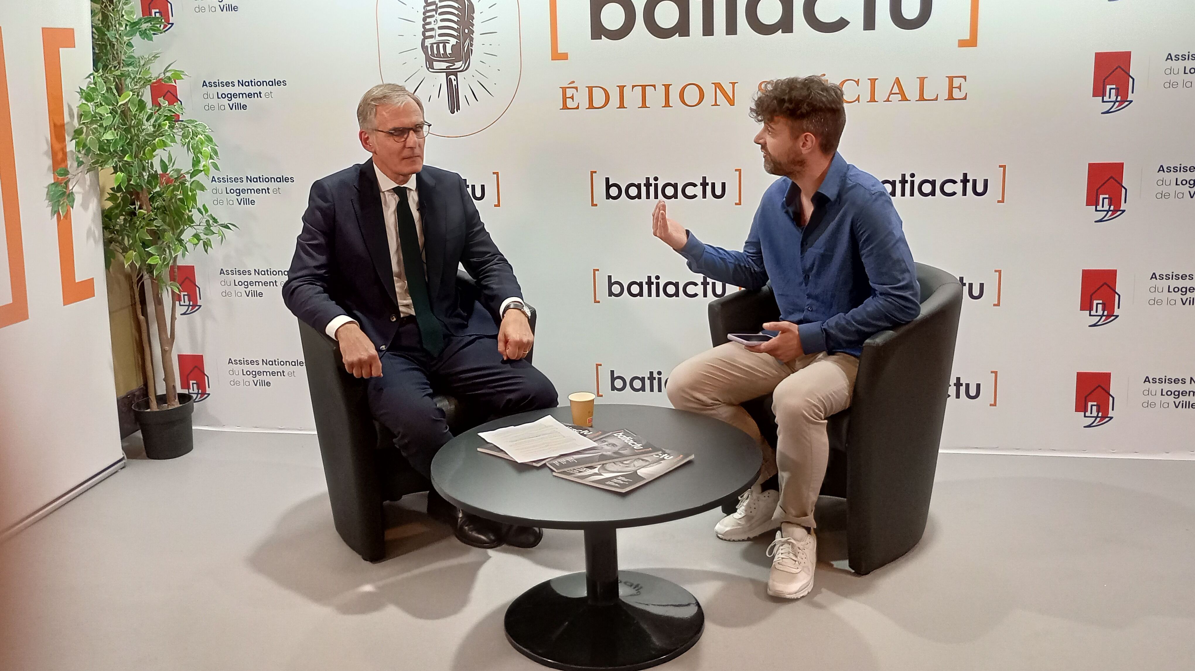 Antoine Sellier, responsable du pôle résidentiel de GRDF, répond aux questions de Corentin Patrigeon (rédacteur en chef d'XPair) sur l’hybridation des systèmes énergétiques.
